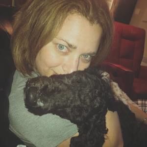 Meet your Posher, Caroline